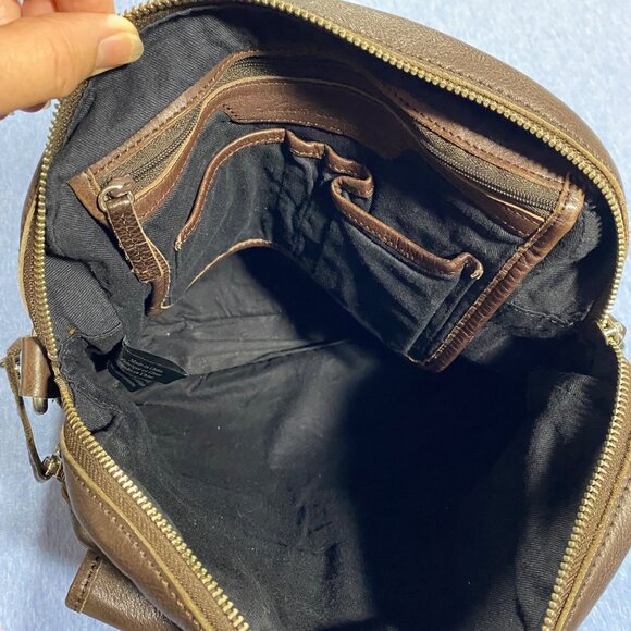 Kenneth Cole New York Brown Leather Crossbody Bag With Dual Front Pockets - Picture 6 of 7